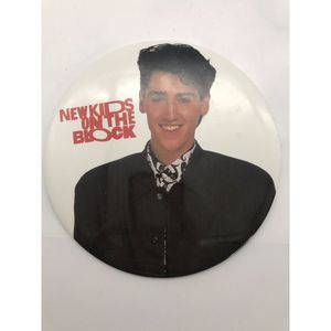 New Kids on the Block Jonathan Knight Large Pin Button NKOTB - Nightstand Pic